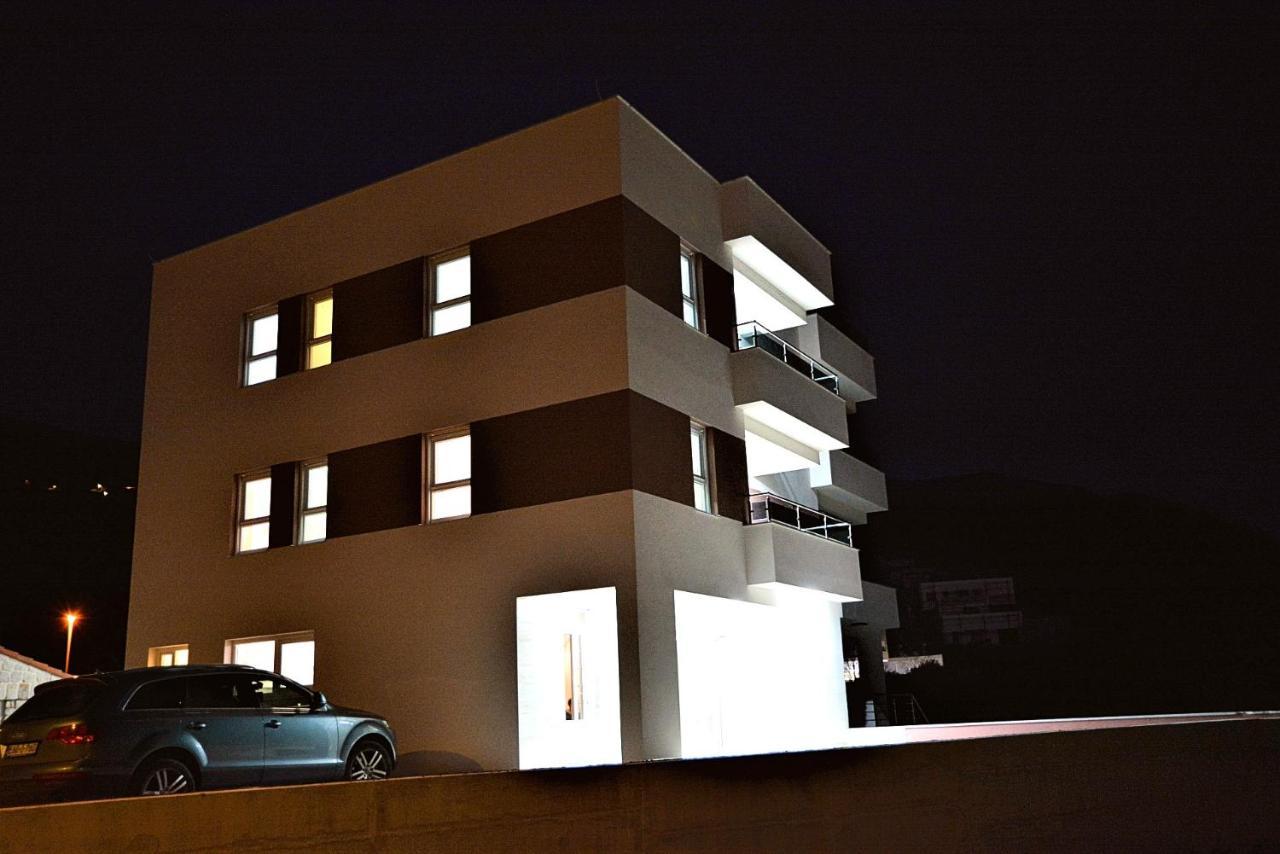 Modern Villa With Jacuzzi, Beautiful Sea View, Near Split! Villa 36A ポドストラナ エクステリア 写真